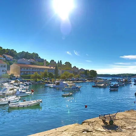 Apartments Lukrecia Hvar Town Exterior photo