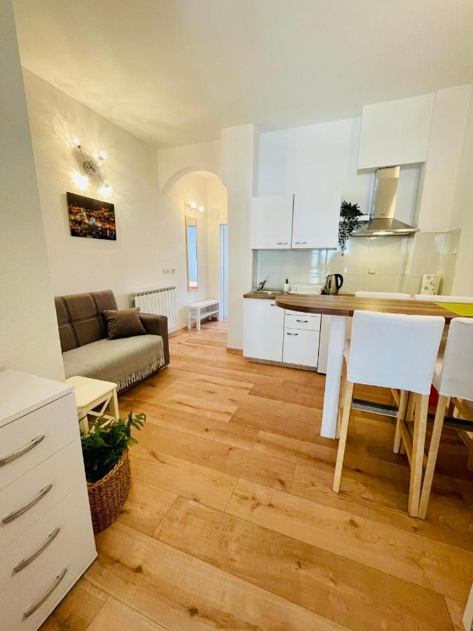 Lukrecia Apartment