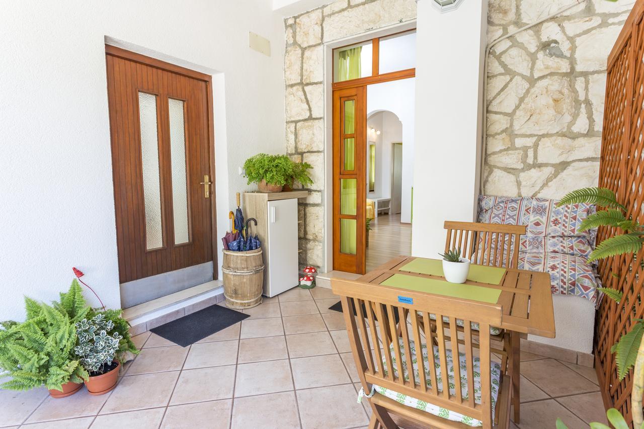 Lukrecia Apartman